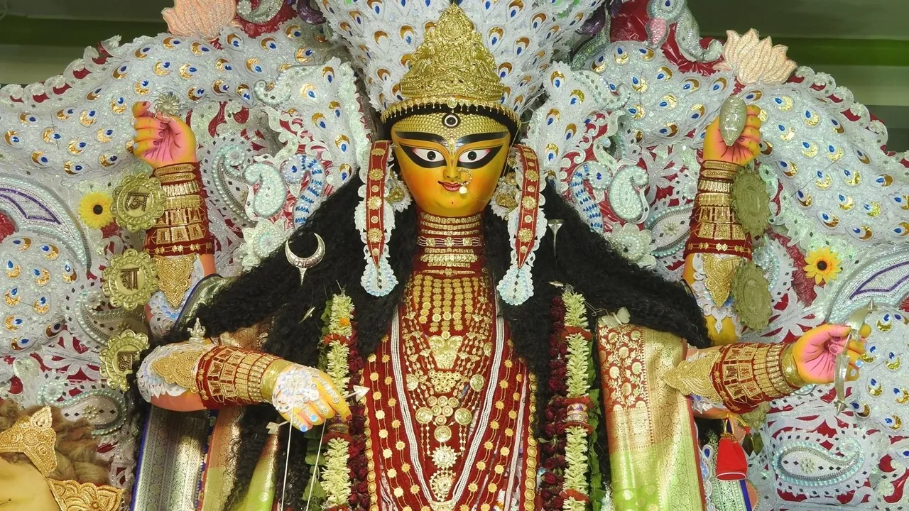 Krishnanagar Jagaddhatri Puja: কৃষ্ণনগরের জগদ্ধাত্রী পুজো।