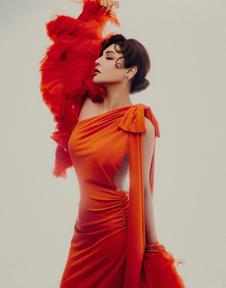 @soumya_singha_photography @stylebysumit @hairstylist_kushal@brushofpritam