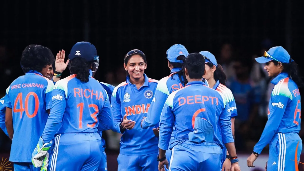 Indian Women Cricket Team (11)