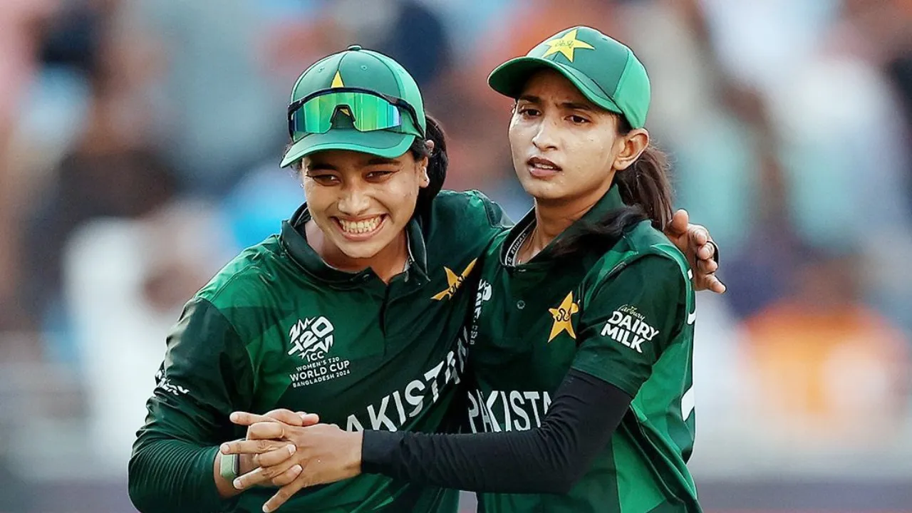 Pakistan Women Cricket Team (2)