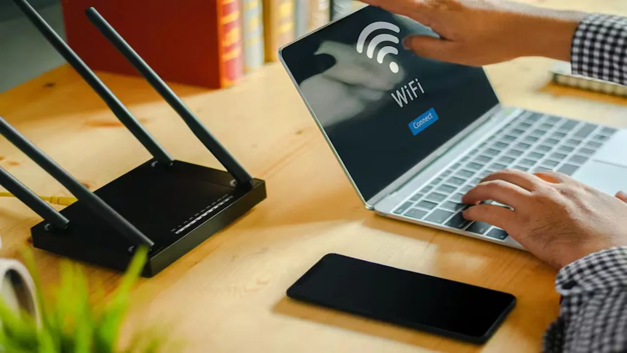 ওয়াই-ফাই সিগন্যাল দুর্বল, Wi-Fi speed tips, বাড়ির Wi-Fi গতি, রাউটার সেটিংস, Wi-Fi coverage improve, ইন্টারনেট সিগন্যাল, best Wi-Fi router, Wi-Fi extender, mesh Wi-Fi system, router placement tips, ইন্টারনেট গতি বাড়ানোর উপায়, home internet improvement, Wi-Fi 6 router, নেটওয়ার্ক সিকিউরিটি, WPA3 encryption