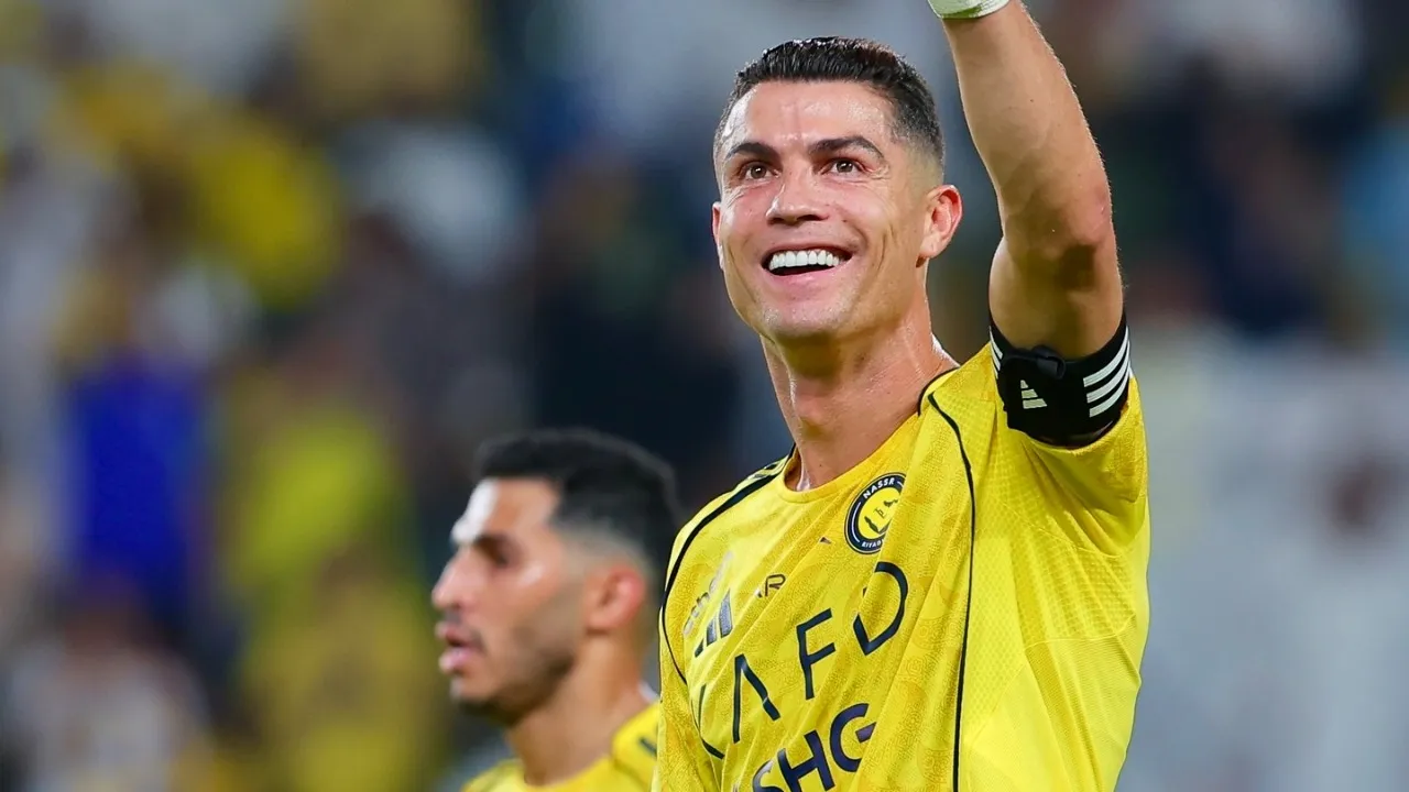 Cristiano Ronaldo (3)