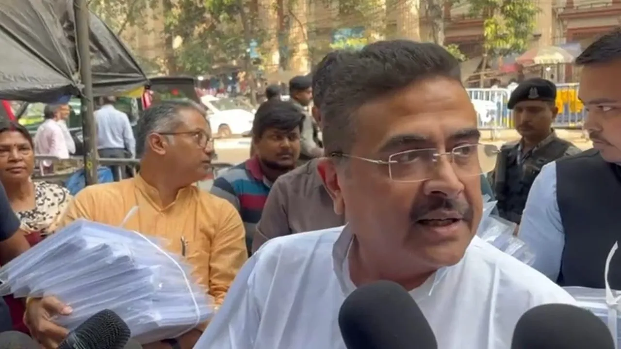 Suvendu Adhikari, Suvendu Adhikari threat call,Pakistan threat calls, Bangladesh threat calls, BJP West Bengal, Trinamool Congress reaction, Arup Chakraborty TMC, Delhi blast, Jaish-e-Mohammed, Bengal politics, NIA raid Murshidabad, Suvendu statement, political controversy West Bengal,শুভেন্দু অধিকারী, পাকিস্তান থেকে হুমকি, বাংলাদেশ থেকে ফোন, তৃণমূল কংগ্রেস, বিজেপি, দিল্লি বিস্ফোরণ, জয়েশ-ই-মহম্মদ, মুর্শিদাবাদ এনআইএ অভিযান, অরূপ চক্রবর্তী, পশ্চিমবঙ্গ রাজনীতি, শুভেন্দুর দাবি, হুমকি ফোন, রাজনৈতিক বিতর্ক