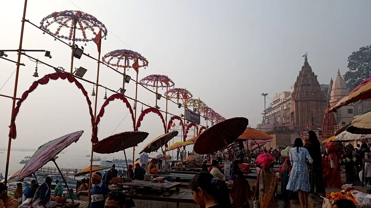 Winter Morning in Banarasi 8