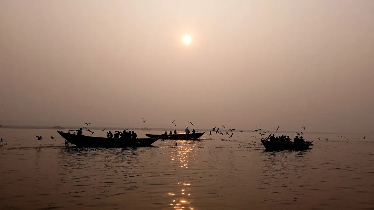 Winter Morning in Banarasi 9