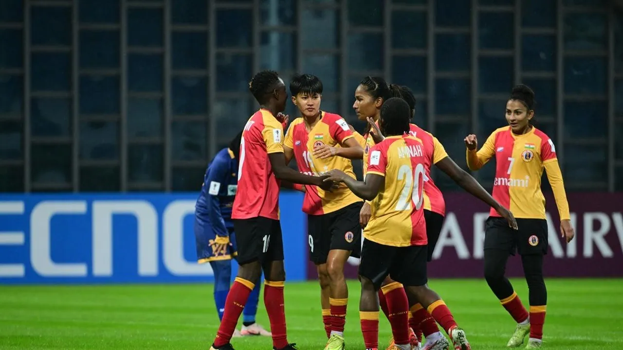 East Bengal FC: ইস্টবেঙ্গল এফসি।