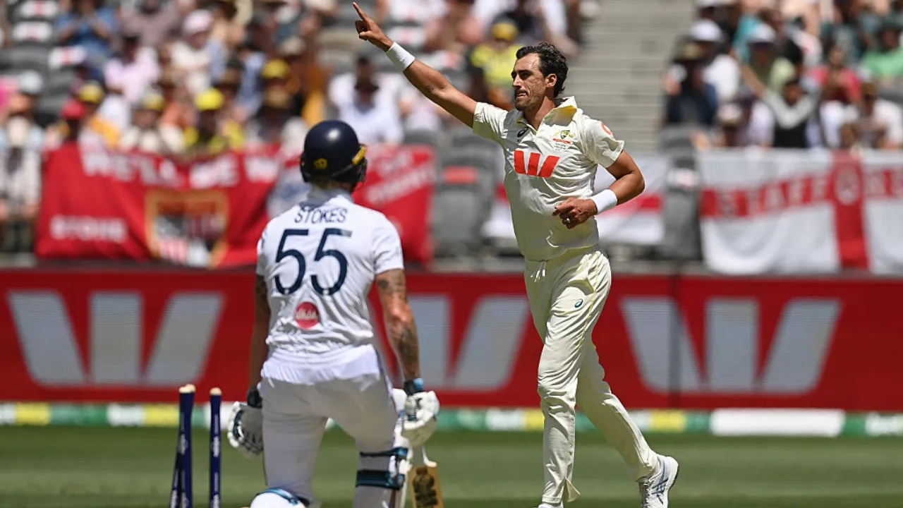 Mitchell Starc (1)