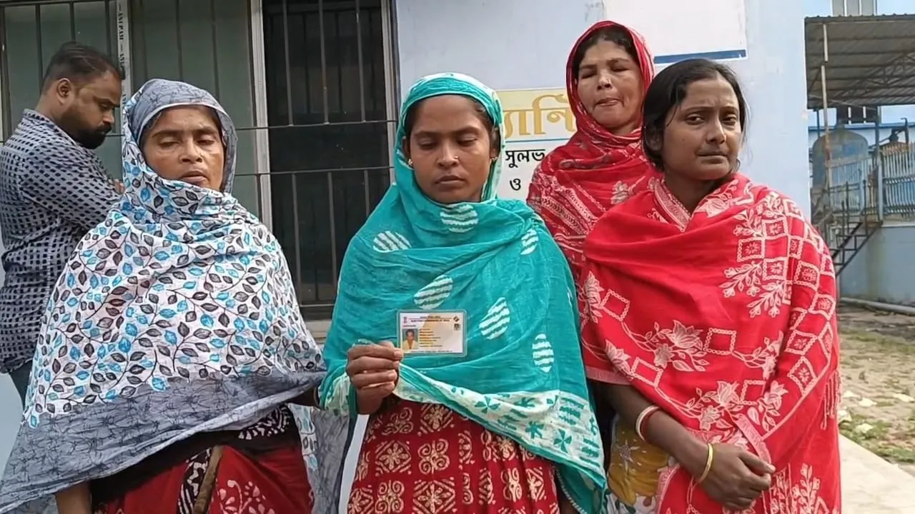 Malda mob lynching, Malda murder case, Englishbazar market incident, man beaten to death, suspected thief lynched, Malda police arrest, Bengal crime news, Malda violence, Englishbazar CCTV probe, Samjan Sheikh death