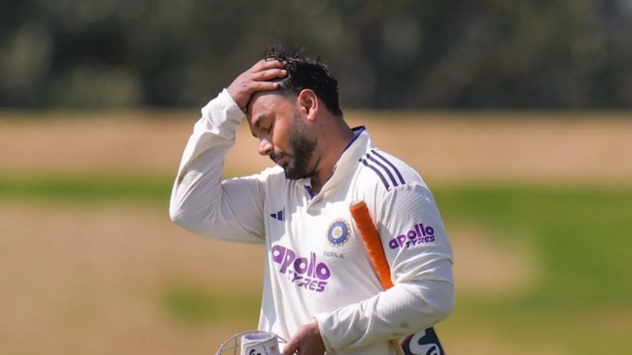 Rishabh Pant OUT