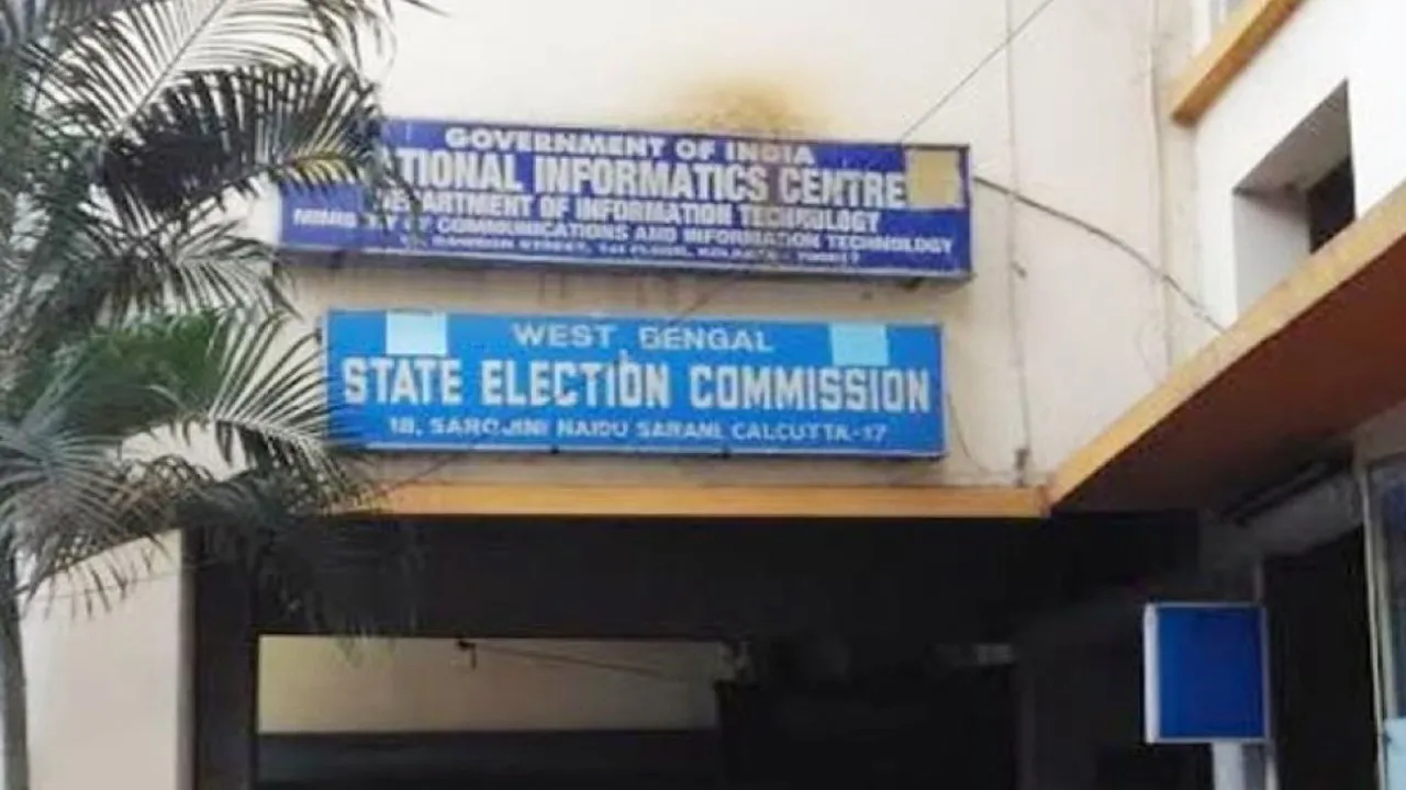 CEO office protest Kolkata,  BLO protest Kolkata,  TMC BLO agitation,  BJP counter protest Kolkata  ,Bidhanbagh CEO office tension  ,SIR issue West Bengal,  Voter list correction protest,  Kolkata political unrest  ,BLO Rights Committee,  Police barricade CEO office,সিইও দপ্তর বিক্ষোভ  ,বিএলও আন্দোলন  ,তৃণমূলপন্থী বিএলও,  বিজেপি পাল্টা-বিক্ষোভ , বিবাদীবাগ উত্তেজনা  ,এসআইআর ইস্যু  ,ভোটার তালিকা সংশোধন  ,কলকাতা রাজনৈতিক অস্থিরতা,  বিএলও অধিকার রক্ষা কমিটি,  সিইও দপ্তরে ব্যারিকেড