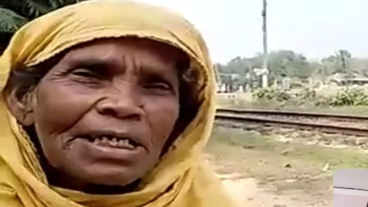 Radhika Devi  ,Missing woman found alive  ,Ganga Sagar lost pilgrim,  Bangladesh found Indian woman,  Sagar district Madhya Pradesh,  Lost for 20 years,  India Bangladesh reunion,  Radhika Devi family reunion,  Pilgrim lost in mela  ,Illegal boat crossing,  Viral news India–Bangladesh,  Emotional reunion story,  MP woman found in Bangladesh  ,Human interest story,রাধিকা দেবী  ,হারিয়ে যাওয়া মহিলা,  বাংলাদেশে জীবিত সন্ধান,  গঙ্গাসাগর মেলা,  মধ্যপ্রদেশ সাগর জেলা,  ২০ বছর পর পুনর্মিলন  ,ভারত বাংলাদেশ খবর  ,তীর্থযাত্রী নিখোঁজ,  আবেগঘন reunion  ,ভাইরাল মানবিক গল্প  ,বেআইনি ট্রলার যাত্রা,  মায়ের খোঁজ মিলল,  গ্রামে উৎসবের আমেজ  ,নিখোঁজের রহস্য উদ্ঘাটন