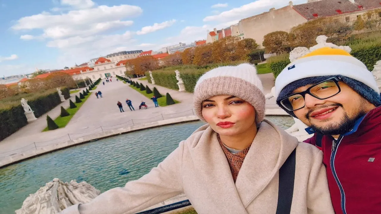 Indranil Mallik, Sayantani Mallik, Kolkata stray dog incident, actor couple assaulted, Kosba Rajdanga attack, stray dog feeding dispute, Kolkata news, Srilekha Mitra harassment, Goldpark Rajdanga, MR Bangur Hospital, Kolkata police investigation, pathakukur controversy