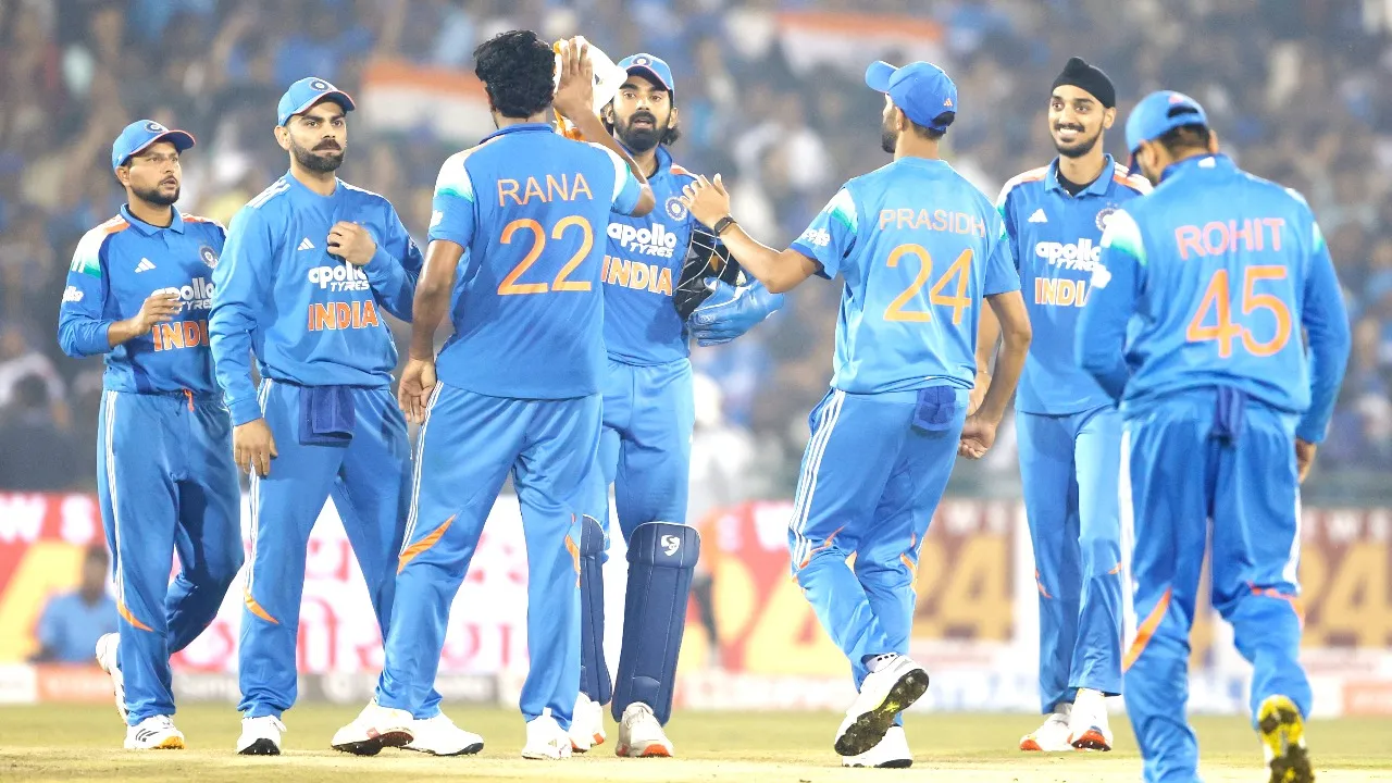 Indian Cricket Team (41)