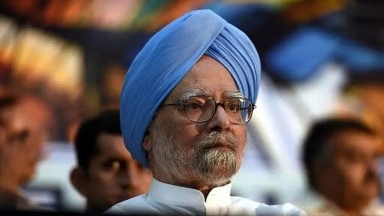 Manmohan Singh death anniversary, Congress tribute Manmohan Singh, Rahul Gandhi tribute Manmohan Singh, Priyanka Gandhi tribute, former PM Manmohan Singh news, Congress leadership tribute, Manmohan Singh legacy, Indian politics news today,  মনমোহন সিংহ প্রয়াণ দিবস, প্রাক্তন প্রধানমন্ত্রী মনমোহন সিংহ, কংগ্রেসের শ্রদ্ধাঞ্জলি, রাহুল গান্ধীর শ্রদ্ধা, প্রিয়াঙ্কা গান্ধীর শ্রদ্ধা, মনমোহন সিংহের অবদান, কংগ্রেস নেতৃত্ব, ভারতীয় রাজনীতি খবর, প্রয়াণ দিবসে শ্রদ্ধা