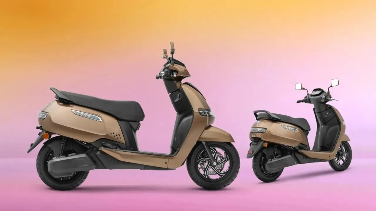 electric scooter reverse mode, electric scooter parking assist, TVS iQube reverse mode, Hero Vida VX2 Go, Ola S1 X reverse mode, Chetak 3001 electric scooter, Ather Rizta S, best electric scooters in India, budget electric scooter India, EV scooter features