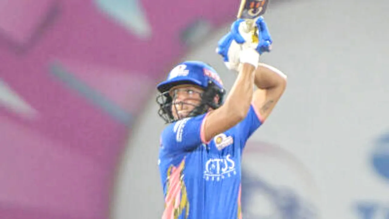 Harmanpreet Kaur (14)