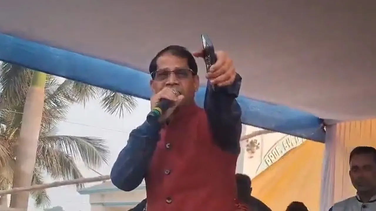 Murshidabad news, Farakka BDO office vandalism, Manirul Islam, Farakka MLA, West Bengal SIR, voter list special intensive revision, Election Commission Bengal, FIR delay Farakka, Trinamool Congress MLA, Farakka protest, Murshidabad administration, SIR controversy Bengal, Suvendu Adhikari reaction