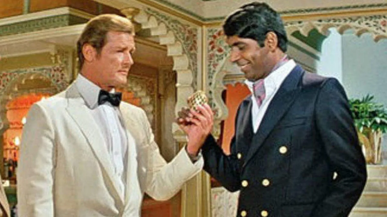 Vijay Amritraj in Octopussy still