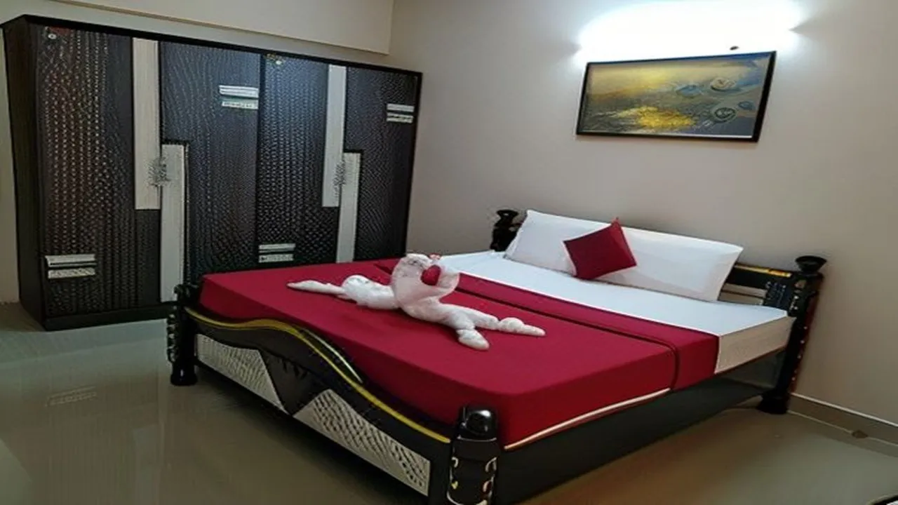 Tarapith hotel incident, woman bathing video allegation, police officer accused, Tarapith hotel controversy, Birbhum Tarapith news, police officer Ashok Mahapatra, hidden bathroom video case, woman privacy violation, hotel bathroom video scandal, West Bengal police controversy, pilgrim complaint Tarapith