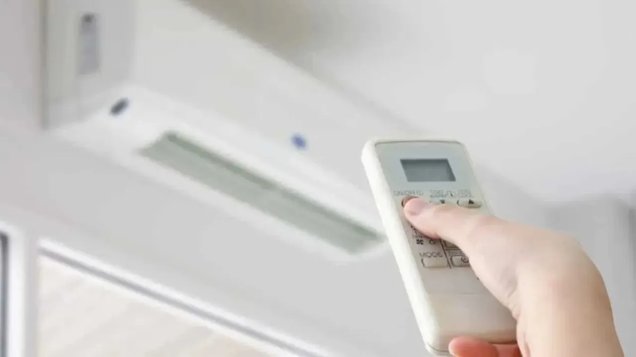 AC in winter