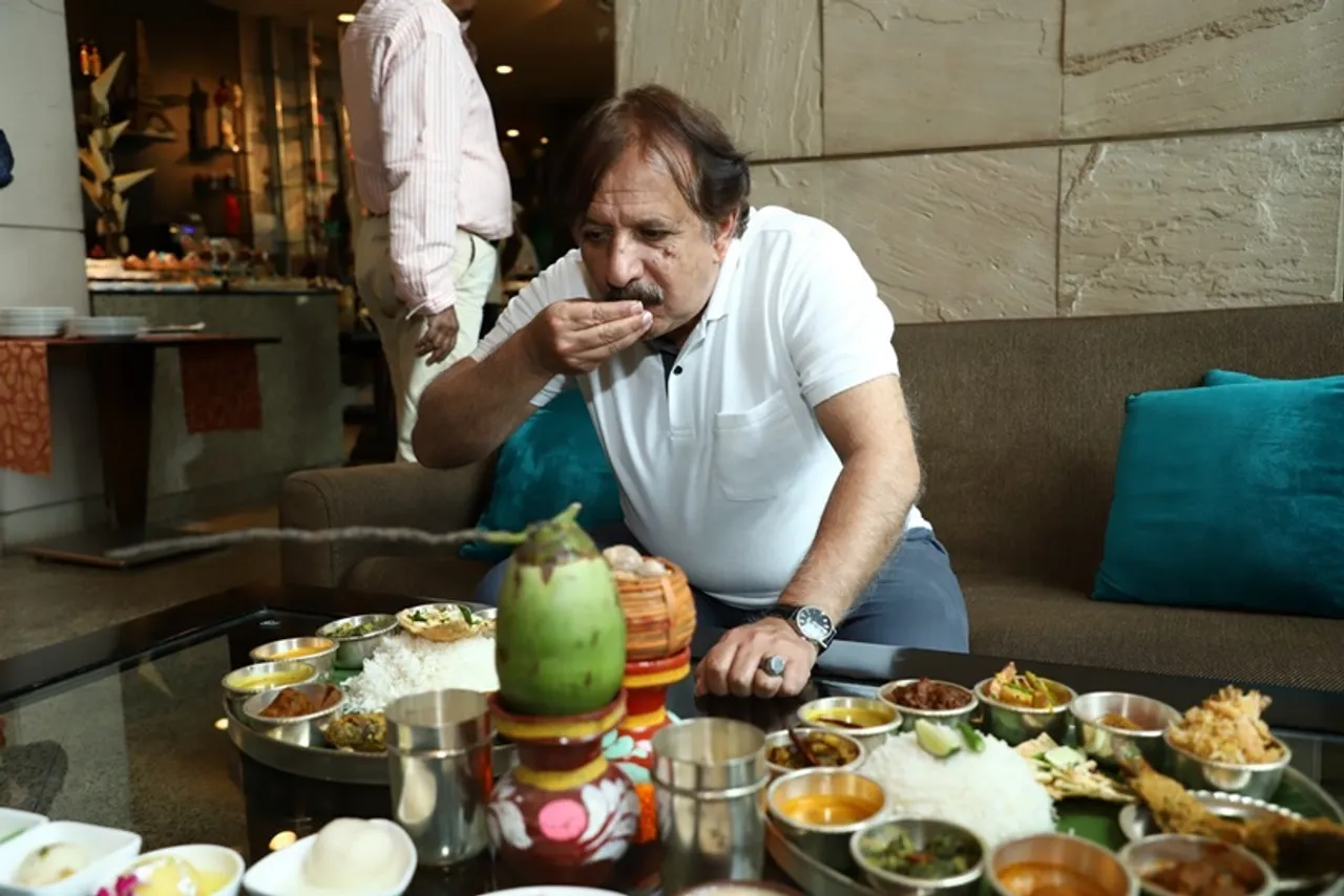 Majid Majidi was in Kolkata with his lead actress Malavika Mohanan