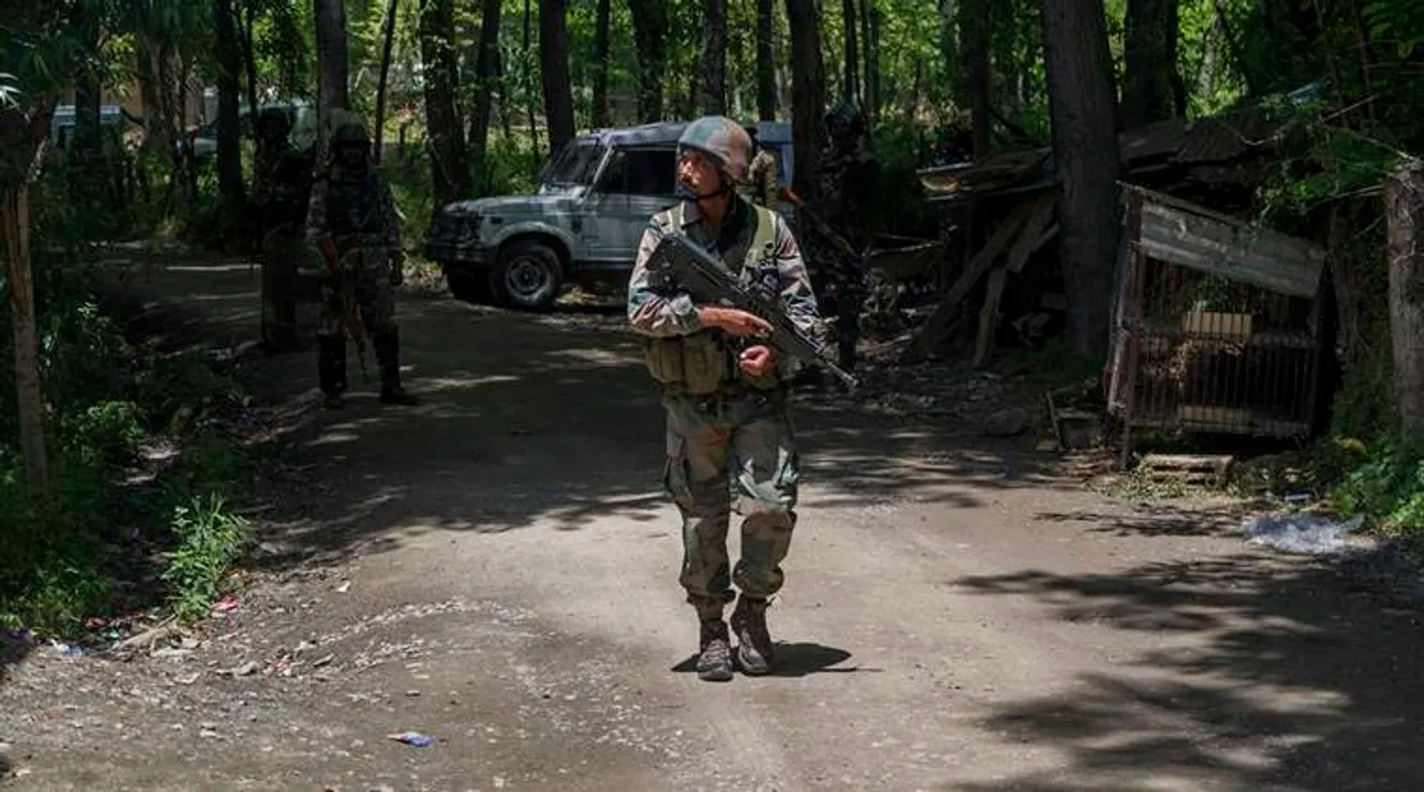 BJP worker shot dead in JK’s Kulgam