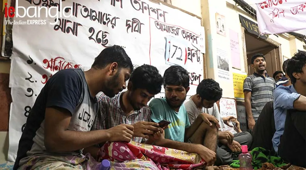 Medical college Protest Express Photo Shashi Ghosh