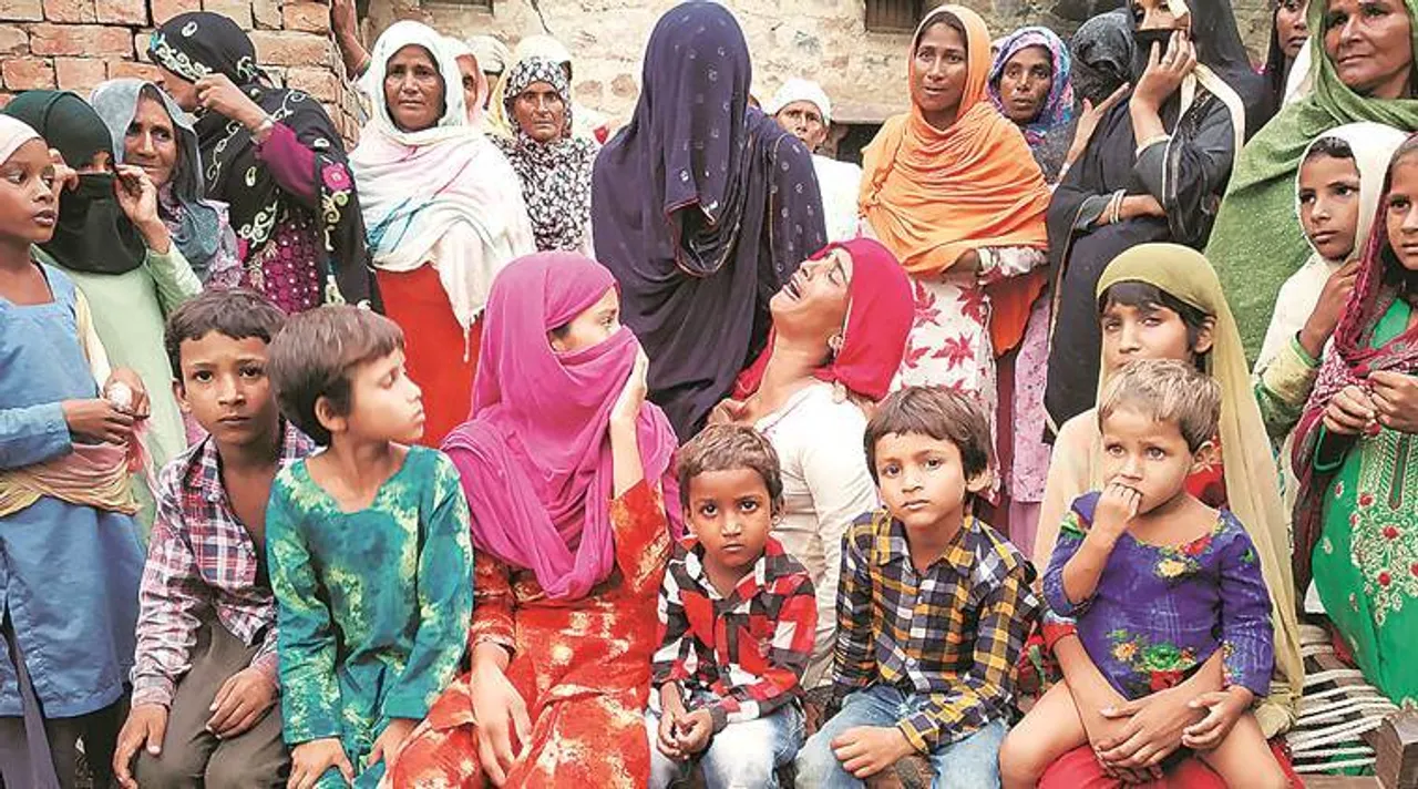 Alwar district, one man was lynched and another beaten up by villagers on suspicion of cow smuggling on Friday night
