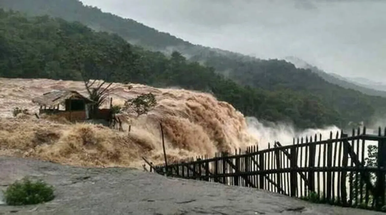 How to contribute to CM’s Distress Relief Kerala floods Fund