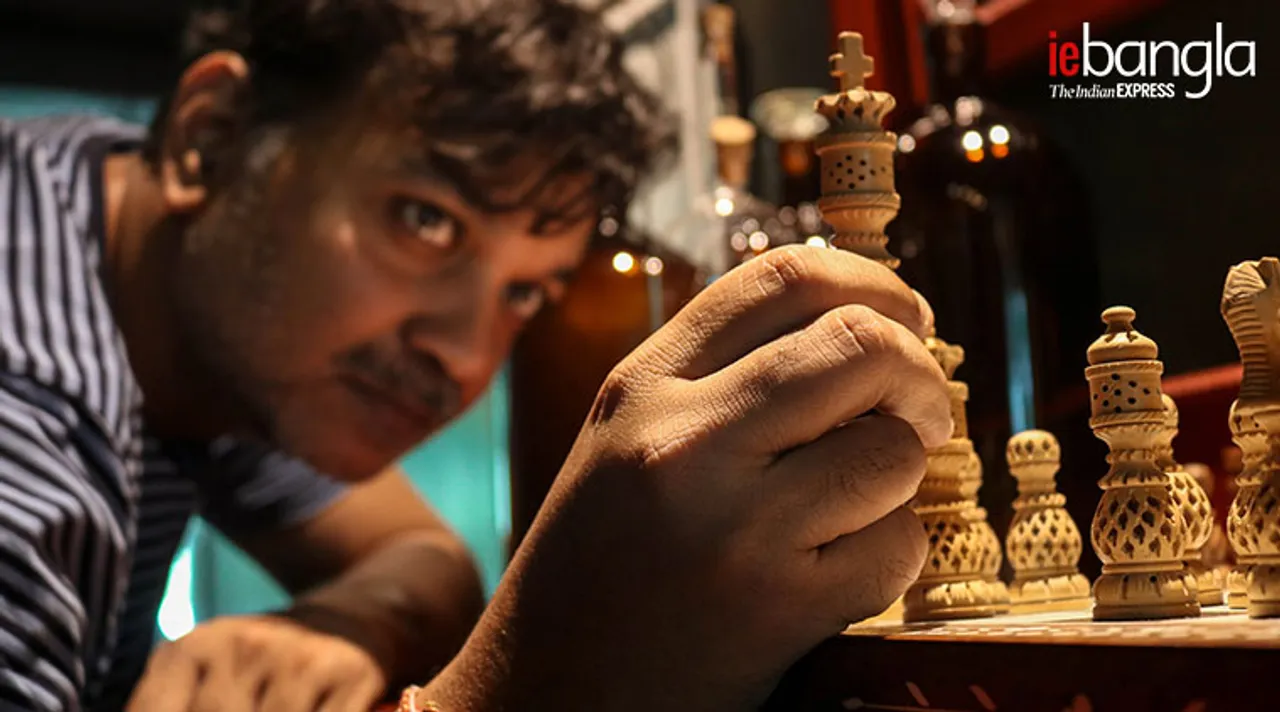 Ek Je chilo Raja Srijit Interview Pic Express Photo Shashi Ghosh
