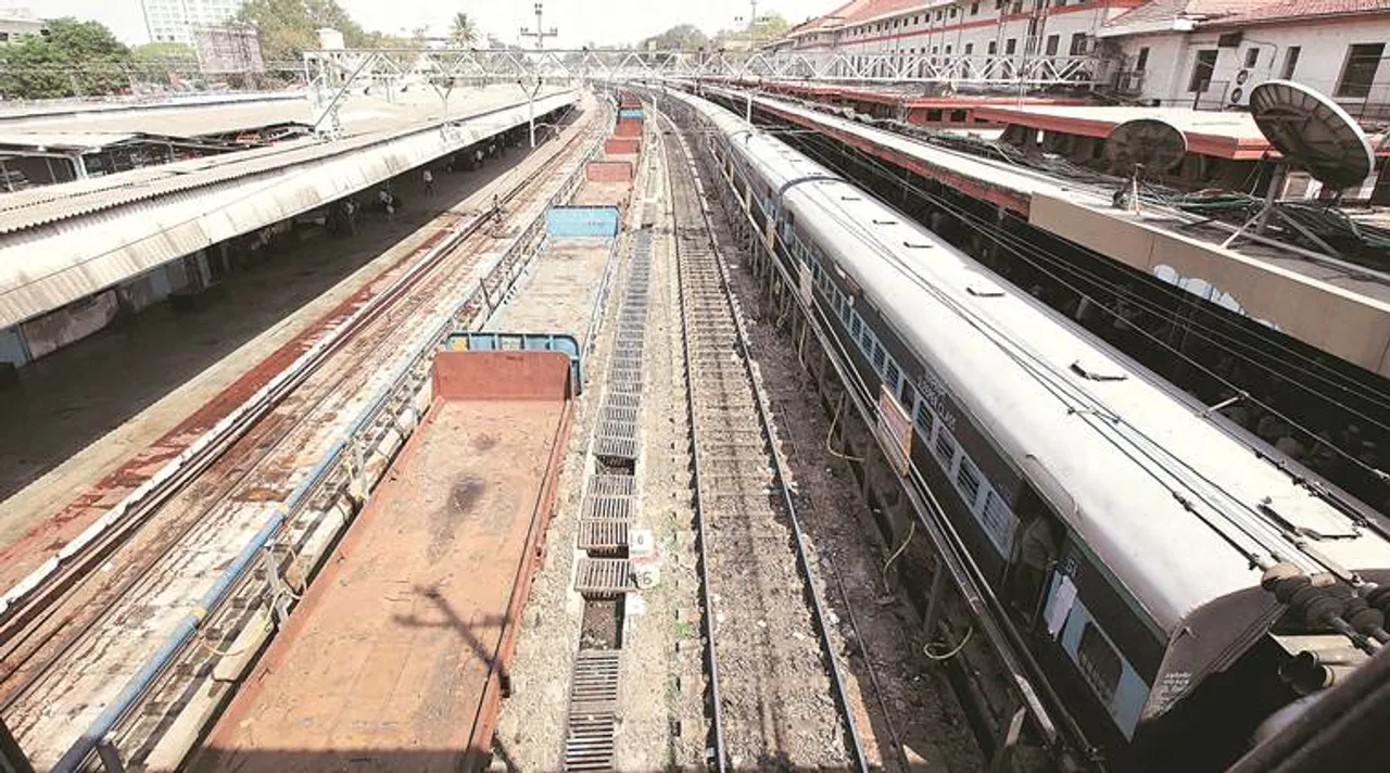 railway-station-759