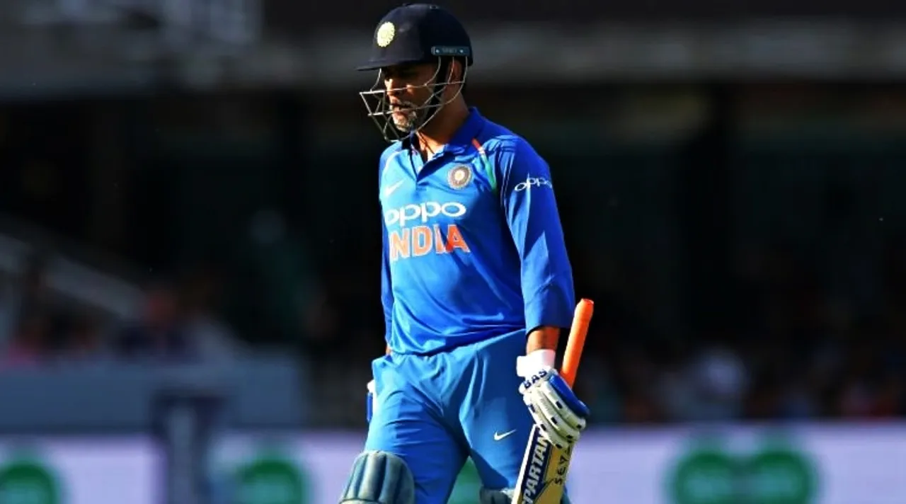MS Dhoni criticised on Twitter after slow knock in 1st T20I against Australia