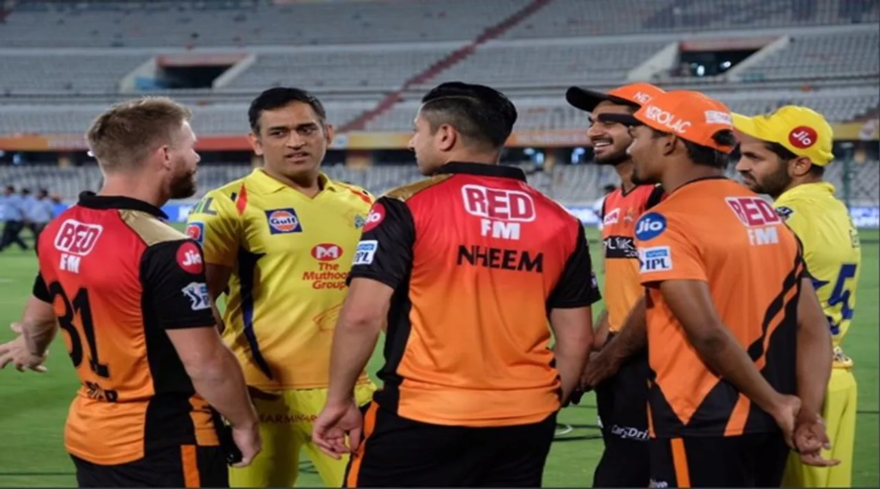 Dhoni with Hyderabad cricketers