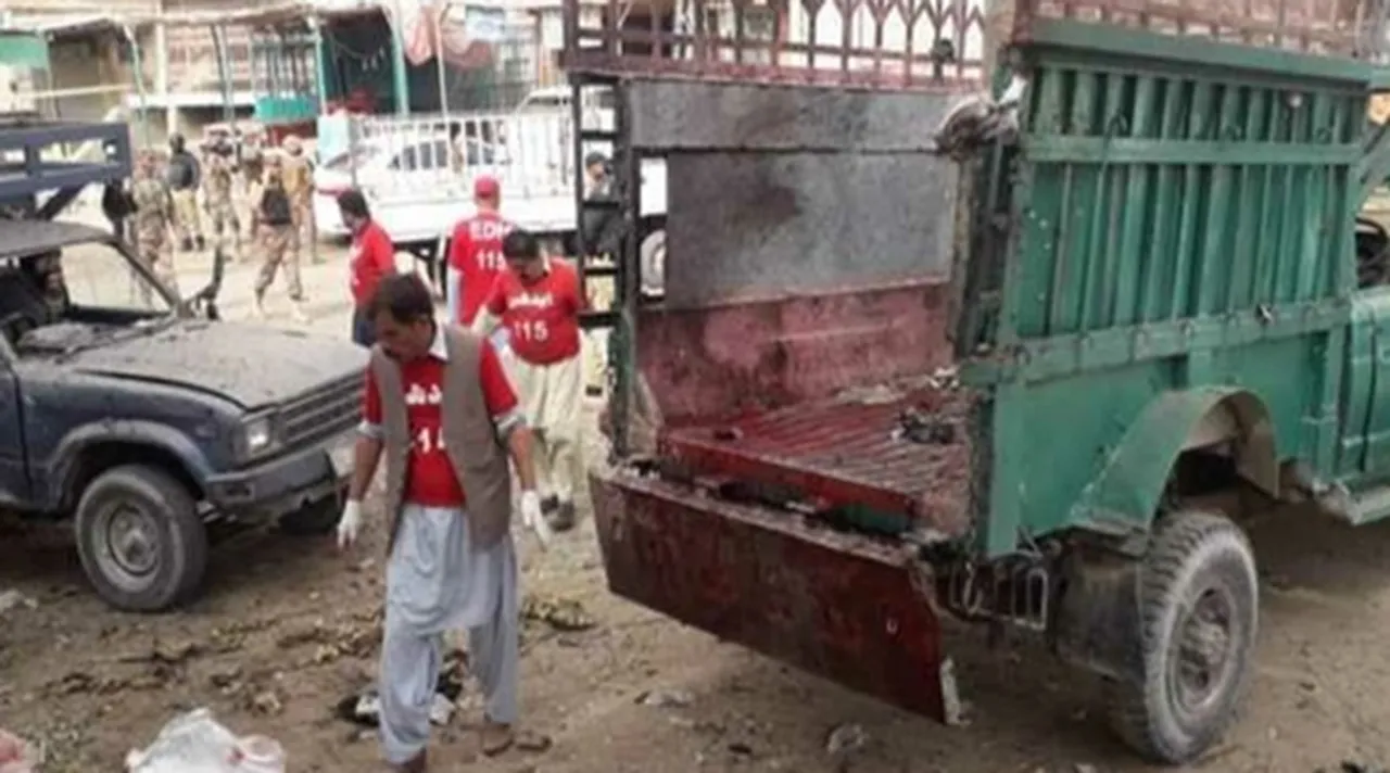 pakistan blast, পাকিস্তানে বিস্ফোরণ