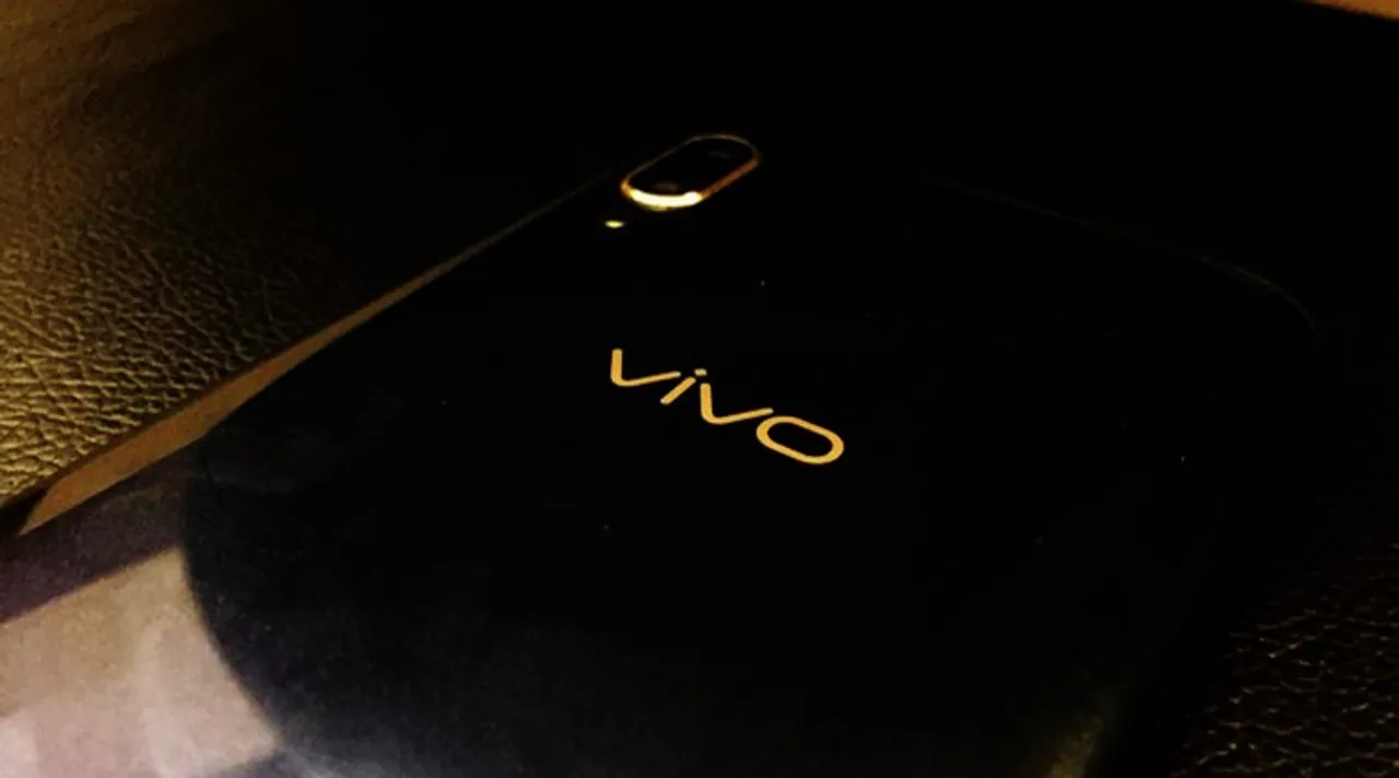 Vivo X60 মডেলে পান ৩০০০ টাকার ক্যাশ ডিসকাউন্ট! অফারটি কী জানুন