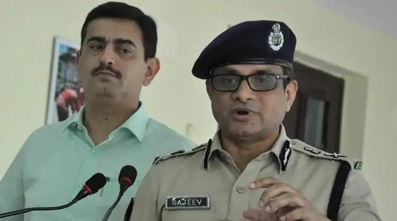 kolkata police commissioner rajeev kumar cbi