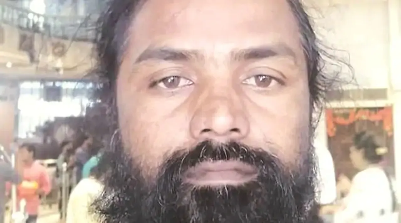 গ্রেপ্তার হলেন আদিবাসী এই শিক্ষক
