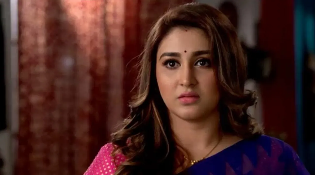 Phagun Bou is back on 15+ Urban TRP best list