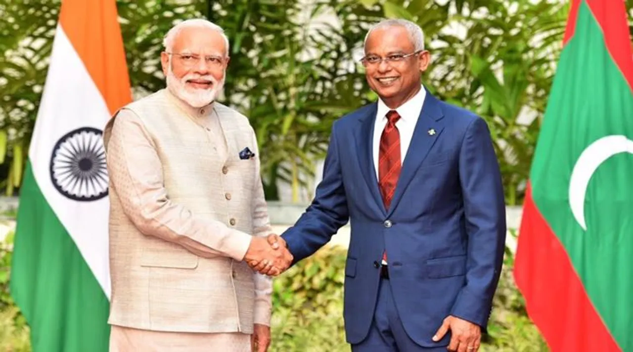 Narendra Modi and Ibrahim Solih_759