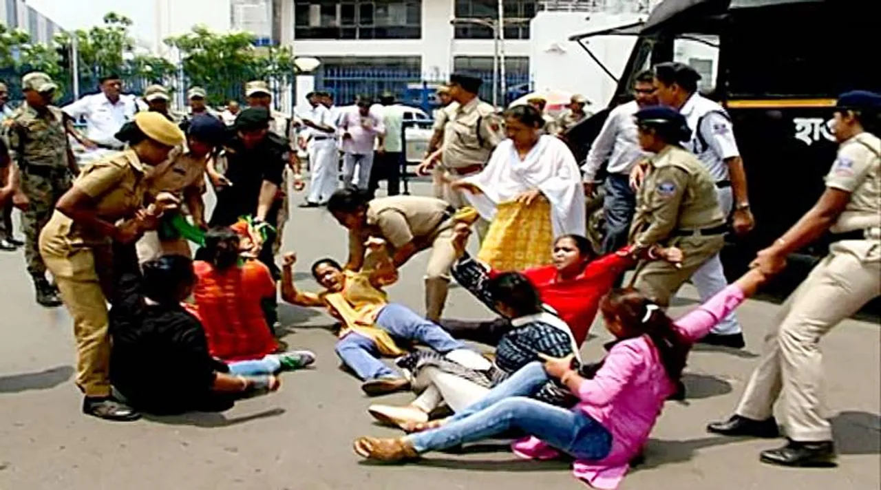 bjp workers show agitations