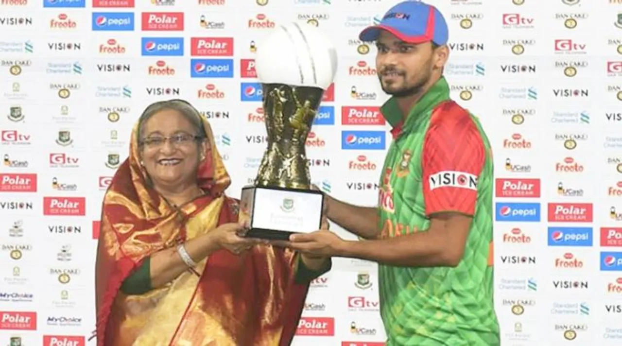 mashrafe with PM Hasina