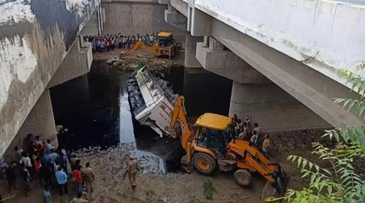 bus accident, বাস দুর্ঘটনা