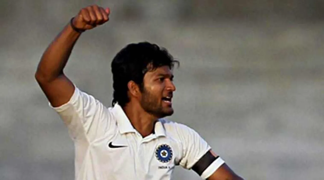 Jalaj Saxena sets rare first-class cricket record