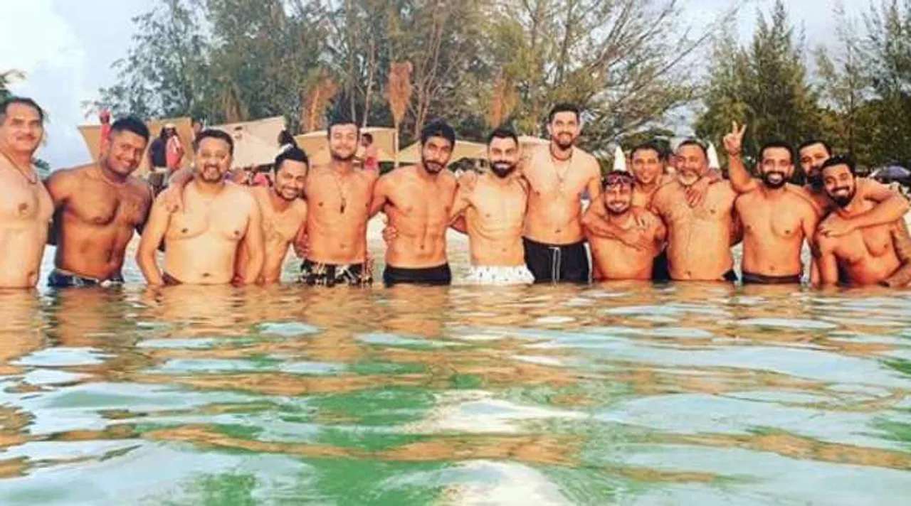 Virat Kohli and co enjoys beach session