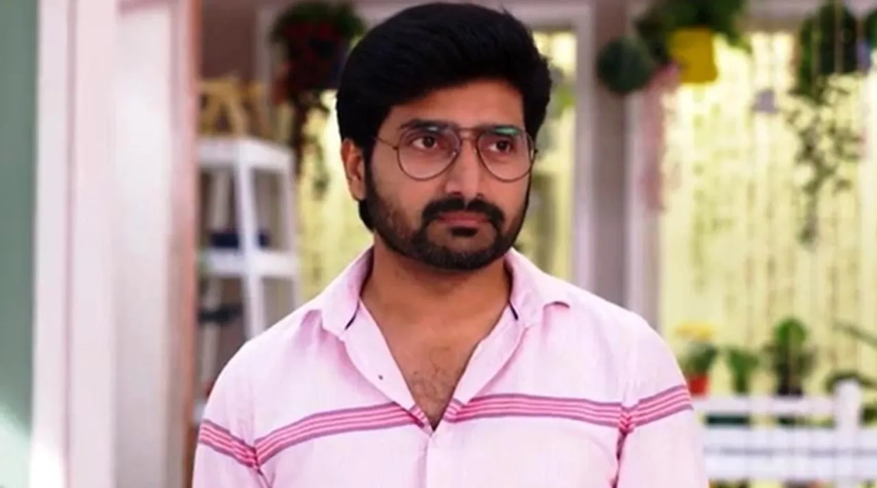 Actor Biswajit Ghosh reaction Ke Apon Ke Por team social media harassment