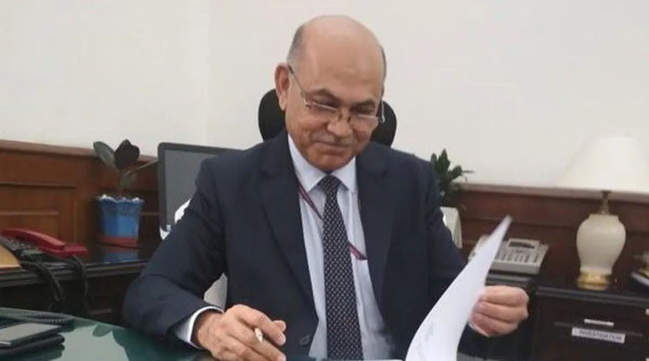 pramod chandra mody, প্রমোদ চন্দ্র মোদী, প্রবোধ মোদী, cbdt pramod chandra mody, সিবিডিটি প্রমোদ চন্দ্র মোদী, alka tyagi, অলকা ত্যাগী, alka tyagi income tax department, indian express bangla news