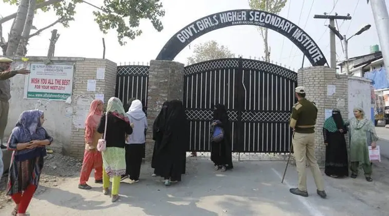 pulwama, terror attack at pulwama, পুলওয়ামায় জঙ্গি হামলা, পুলওয়ামায় ফের জঙ্গি হামলা, জম্মু কাশ্মীরের খবর, জম্মু কাশ্মীর, কাশ্মীর, jammu kashmir, j k news, kashmir