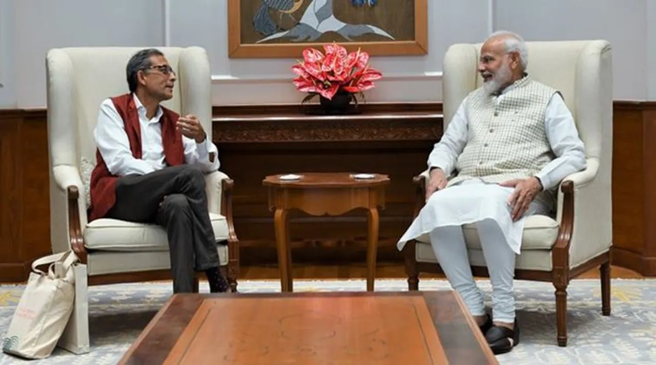 Nobel Laureate Abhijit Banerjee, নোবেলজয়ী অর্থনীতিবিদ অভিজিৎ বিনায়ক বন্দ্যোপাধ্যায়, নোবেলজয়ী অর্থনীতিবিদ অভিজিৎ, নোবেলজয়ী অর্থনীতিবিদ অভিজিৎ বন্দ্যোপাধ্যায়, মোদী-অভিজিৎ বৈঠক, pm narendra modi, nobel winner abhijit banerjee, abhijit, modi, মোদি, অভিজিত