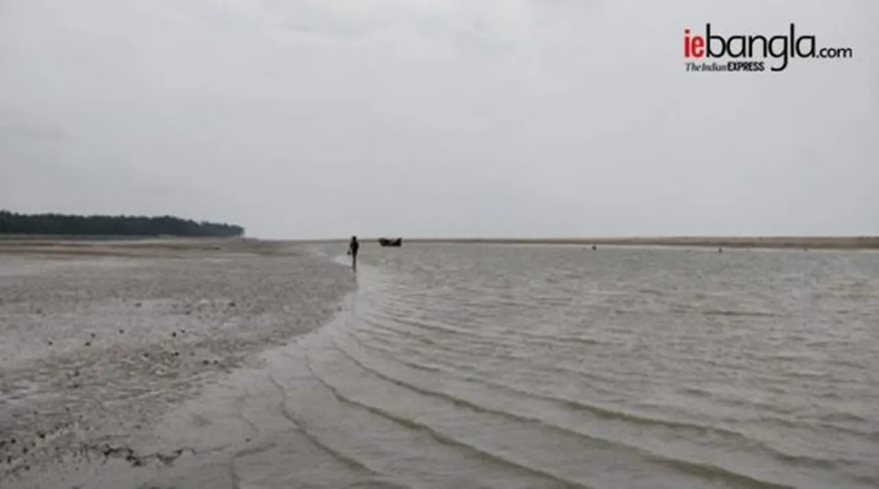 bulbul, বুলবুল, বুলবুলের খবর, বুলবুল ঘূর্ণিঝড়, ঘূর্ণিঝড় বুলবুল, ধেয়ে আসছে বুলবুল, আছড়ে পড়তে চলেছে বুলবুল, cyclonic storm bulbu, ঘূর্ণিঝড় বুলবুল, west bengal weather forecast, পশ্চিমবঙ্গের আবহাওয়া, cyclonic storm bulbul live updates, ঘূর্ণিঝড় বুলবুল ধেয়ে আসছে বাংলায় লাইভ আপডেটস, বুলবুল, cyclonic storm bulbul, ঘূর্ণিঝড় বুলবুল, west bengal digha, bakhkhali, mandarmani, দিঘা, বকখালি, মন্দারমণি