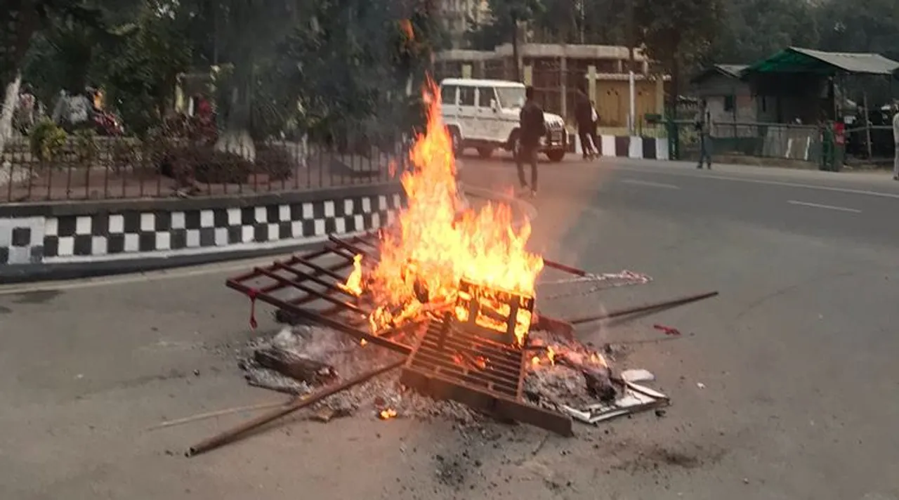 citizenship amendment bill, নাগরিকত্ব সংশোধনী বিল, ক্যাব, citizenship bill protests, নাগরিকত্ব সংশোধনী বিল ২০১৯, citizenship bill in parliament, ক্যাব, রাজ্যসভা, rajya sabha, parliament winter session, amit shah, অমিত শাহ, উত্তর-পূর্বে বিক্ষোভ, tripura, assam, army in tripura, ত্রিপুরায় বিক্ষোভ, আসাম, অসম, উত্তাল ত্রিপুরা, অসমে অগ্নিগর্ভ পরিস্থিতি, northeast protests, indian express bangla news